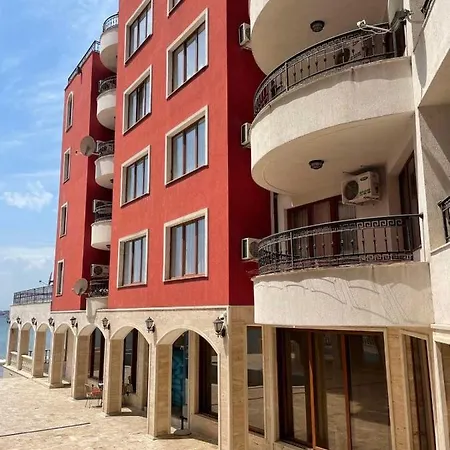 Апартамент Rich-1 Sp Равда