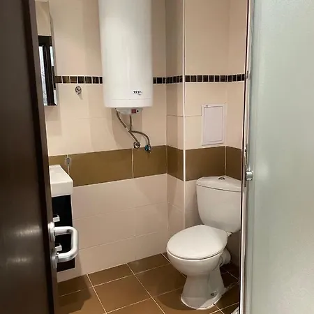 Rich-1 Sp Апартамент Равда