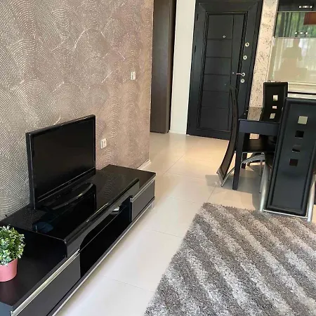 Апартамент Rich-1 Sp