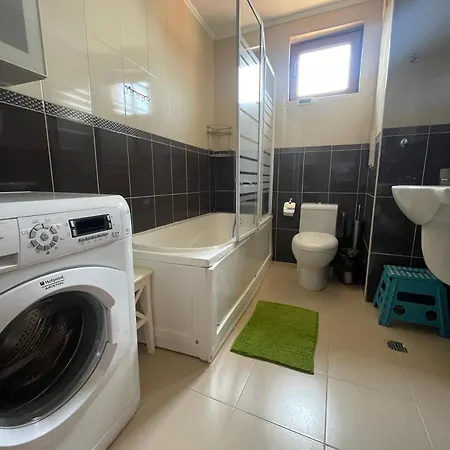 Rich-1 Sp Апартамент Равда